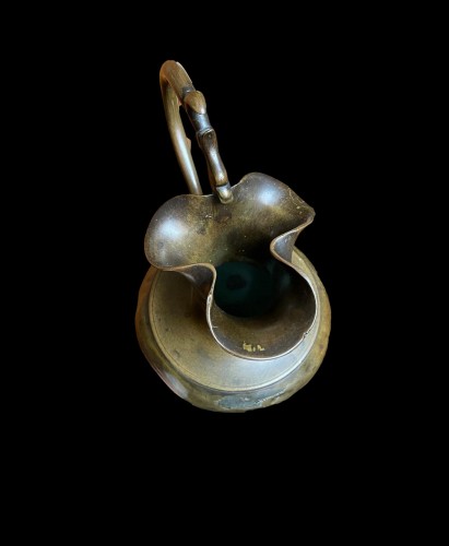 A renaissance bronze ewer. Mid-16th century - Renaissance