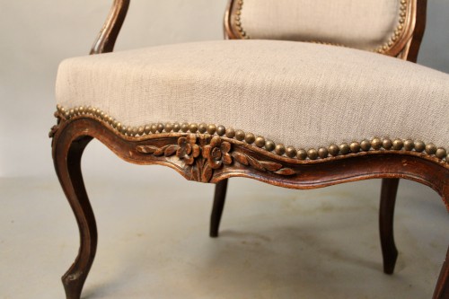 Antiquités - Suite de quatre fauteuils cabriolet Louis XV