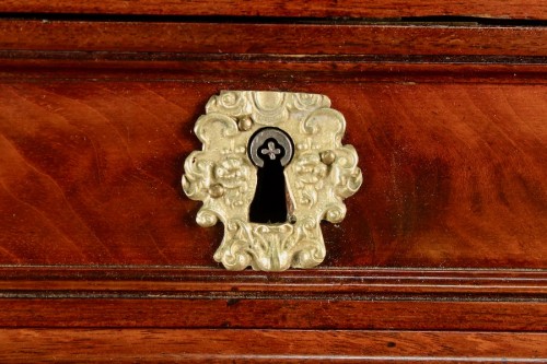 Antiquités - Important mahogany cylinder desk stamped PETIT