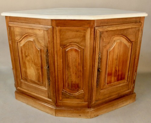 Mobilier Encoignure - Encoignure de boiseries en noyer et marbre