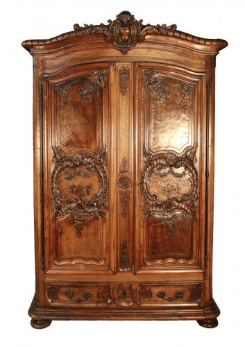 Armoire en noyer, Périgord XVIIIe siècle