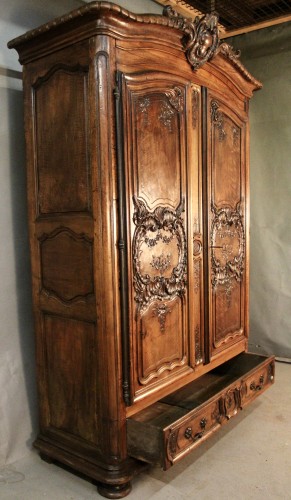 Mobilier Armoire - Armoire en noyer, Périgord XVIIIe siècle