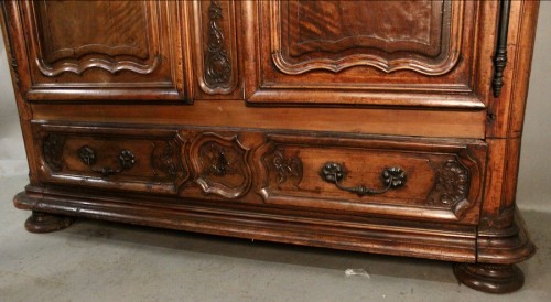 Walnut cabinet, Périgord 18th century - 