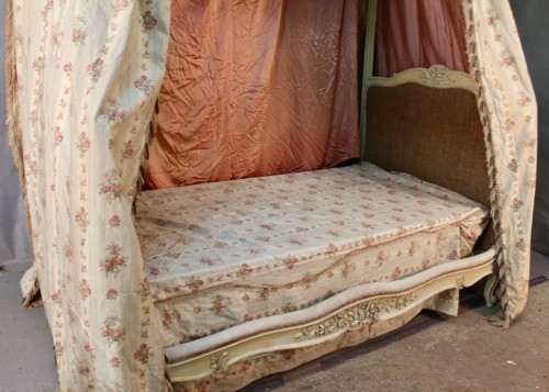 19th century - La Polonaise castle bed, late 19th century