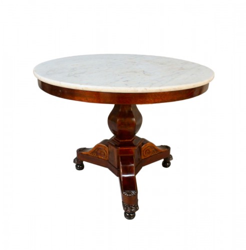 Restauration period mahogany pedestal table with tripod legs