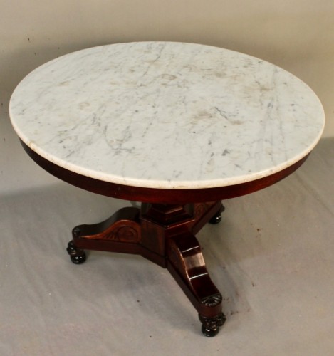 Restauration period mahogany pedestal table with tripod legs - Restauration - Charles X