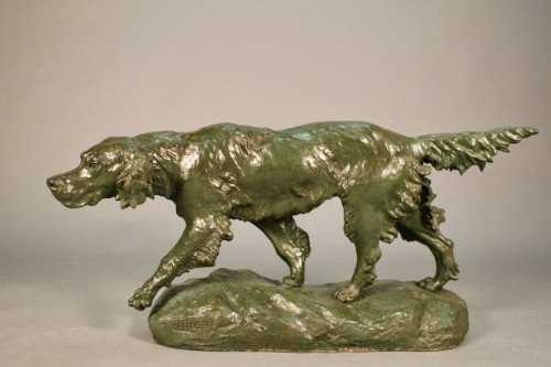 Setter à l'affût par Thomas François Cartier (1879-1936) - Sculpture Style 