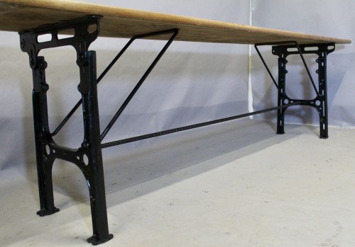 Antiquités - Large Industrial Console Walnut Top Cast Iron Base