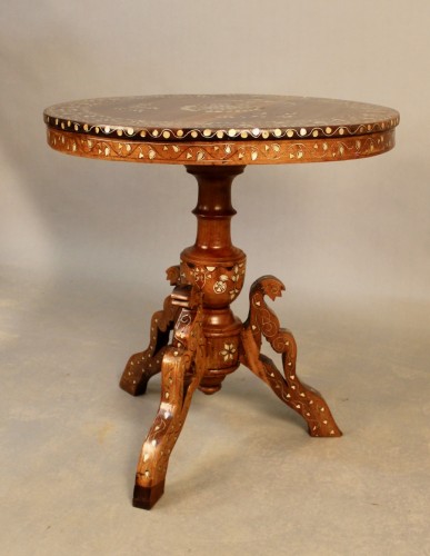 Antiquités - Indochinese Pedestal Table With Mother-of-pearl Inlay