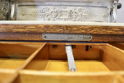 National Company Cash Register In Francs And Cents  - 