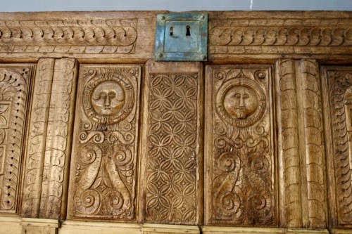 Gothic Chest Panel In 16th Century Oak - 