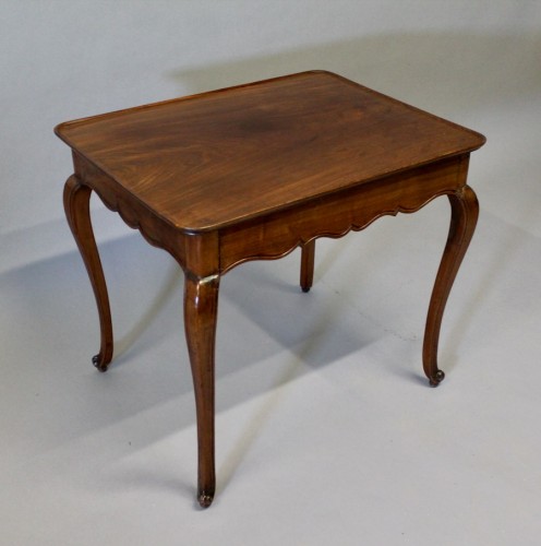 18th century - 18th Century Mahogany Cabaret Table From Cuba 