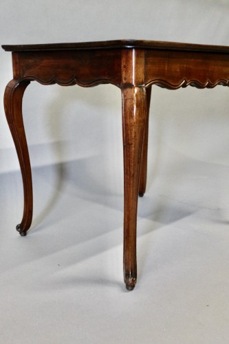 18th Century Mahogany Cabaret Table From Cuba  - Louis XV