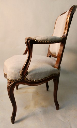 Louis XV - Set Of 4 Louis XV Cabriolet Armchairs