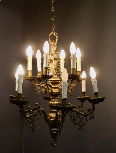 Lustre en bronze du XVIIe figurant la Vierge à l'enfant - Luminaires Style 