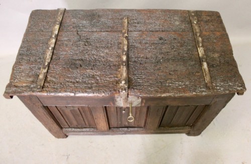 11th to 15th century - High Period Chest, Templar Mark 