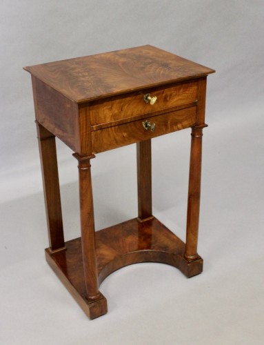 Mobilier Meuble d'appoint - Travailleuse époque Empire en ronce de noyer