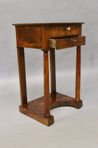 Travailleuse époque Empire en ronce de noyer - Empire