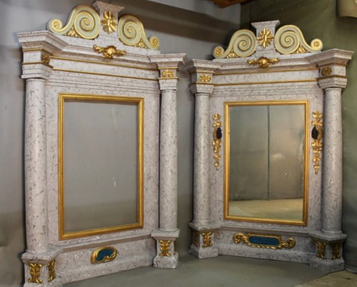 Paire de grands miroirs Baroques avec frontons de Lugano - Miroirs, Trumeaux Style Napoléon III