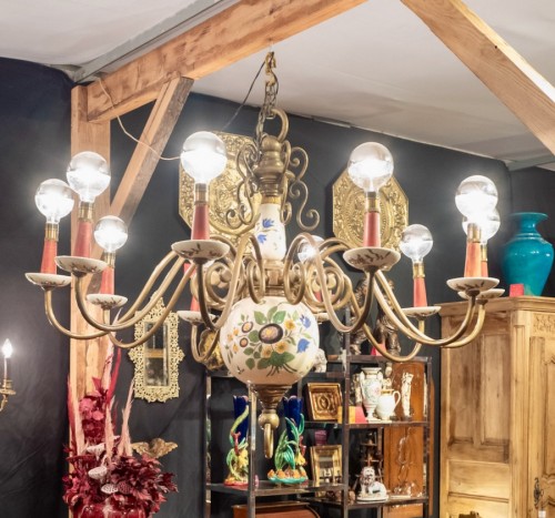 Lustre hollandais XIXe en bronze et faience à 10 bras de lumière - Jean-Yves Buhard