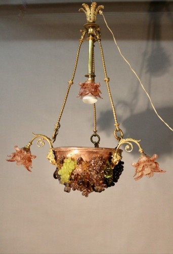 XIXe siècle - Lustre à 3 bras de lumière bronze à décor de raisins