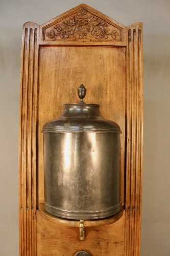 Fontaine en étain sur bâtit Louis XVI - Jean-Yves Buhard