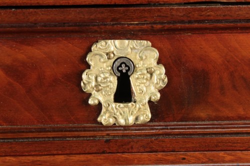 Louis XVI - Important bureau cylindre en acajou estampillé "PETIT" (1732-1791)