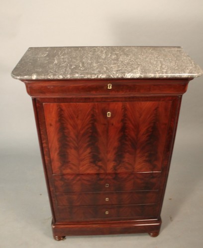 Secrétaire Louis Philippe en acajou de Cuba flammé - Louis-Philippe
