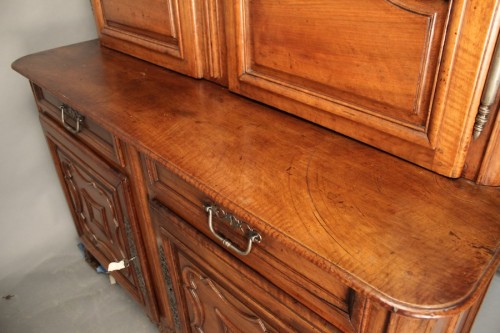 Antiquités - Buffet double corps vitré époque Louis XV