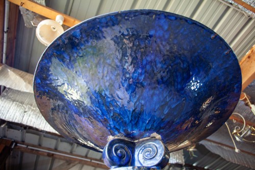 Antiquités - Monumentale fontaine Art déco en céramique vernissée vers 1930, signée E.R