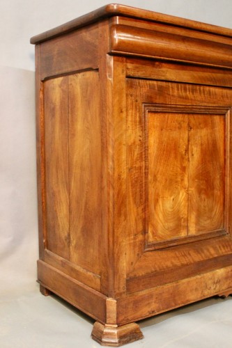 Antiquités - Louis-Philippe Walnut Sideboard