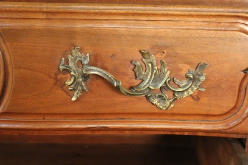Commode Lyonnaise XVIIIe en noyer - Jean-Yves Buhard