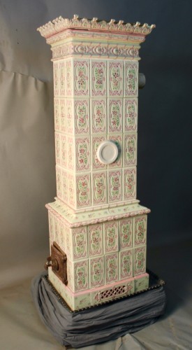 Stove from the Sarreguemines faience factory at the end of the 19th century - Architectural & Garden Style 