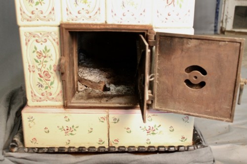 Antiquités - Stove from the Sarreguemines faience factory at the end of the 19th century