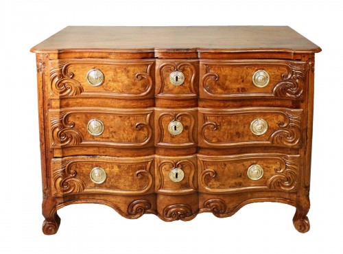 Commode arbalète galbée bressane XVIIIe