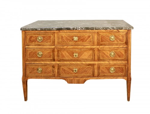 Commode Louis XVI marquetée