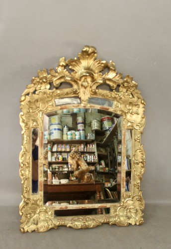 Miroirs, Trumeaux  - Miroir à réserves en bois doré du XIXe siècle