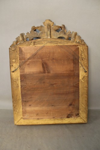  - Miroir à réserves en bois doré du XIXe siècle