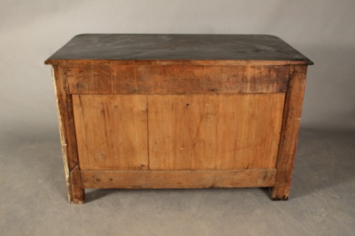 Antiquités - Commode Louis XIV  dessus faux marbre