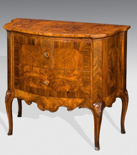 Chest of drawers, Bologna, mid-18th century - Furniture Style Louis XV