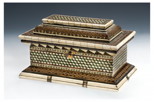 Stained bone and horn marquetry rectangular form casket, Embriachi workshops, 15c. - Objects of Vertu Style 