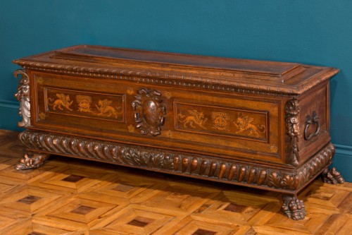 Coffre Italien du16e siècle en noyer - Mobilier Style 