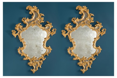 Paire de miroirs Vénitiens en bois doré XVIIIe - Miroirs, Trumeaux Style Louis XV