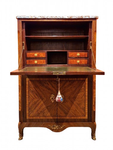 Small &quot;secrétaire de dame&quot; in marquetry stamped by Schlichtig, Paris circa 1770