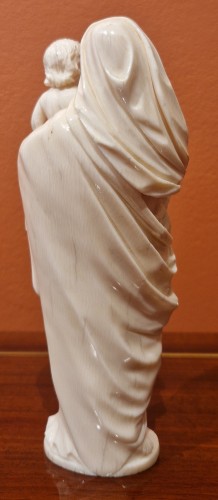 Statuette de Vierge à l'Enfant - Castellino Fine Arts