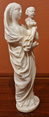 XVIIIe siècle - Statuette de Vierge à l'Enfant
