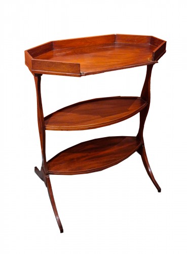 Mahogany "table vide poche".