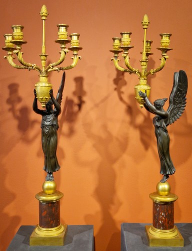 Paire de torchères Empire vers (1800–1820) - Castellino Fine Arts