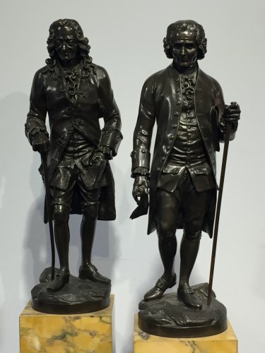 Early 19th century bronze figure of Voltaire and Rousseau - Sculpture Style 