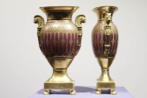 Pair of Paris porcelain vases, Charles X period - Porcelain & Faience Style Restauration - Charles X